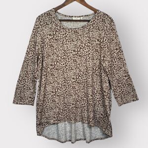 LOGO by Lori Goldstein Pullover Light Sweater Women L Brown Animal Print A258804